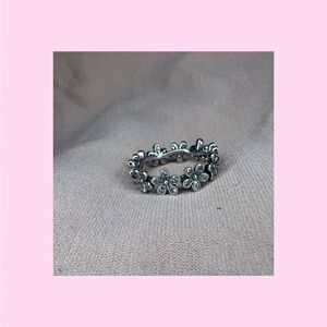 Pandora Daisy Crown Ring
